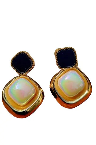 Latest design glass Earring Attractive Sister