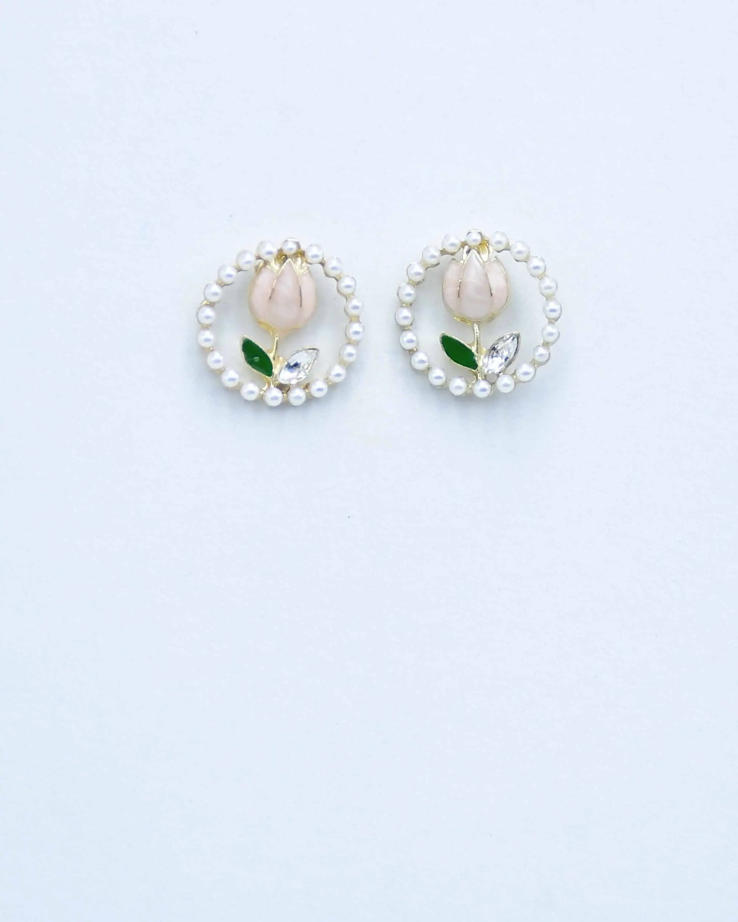 Elegant Pearl Flower Earrings Attractive Sister