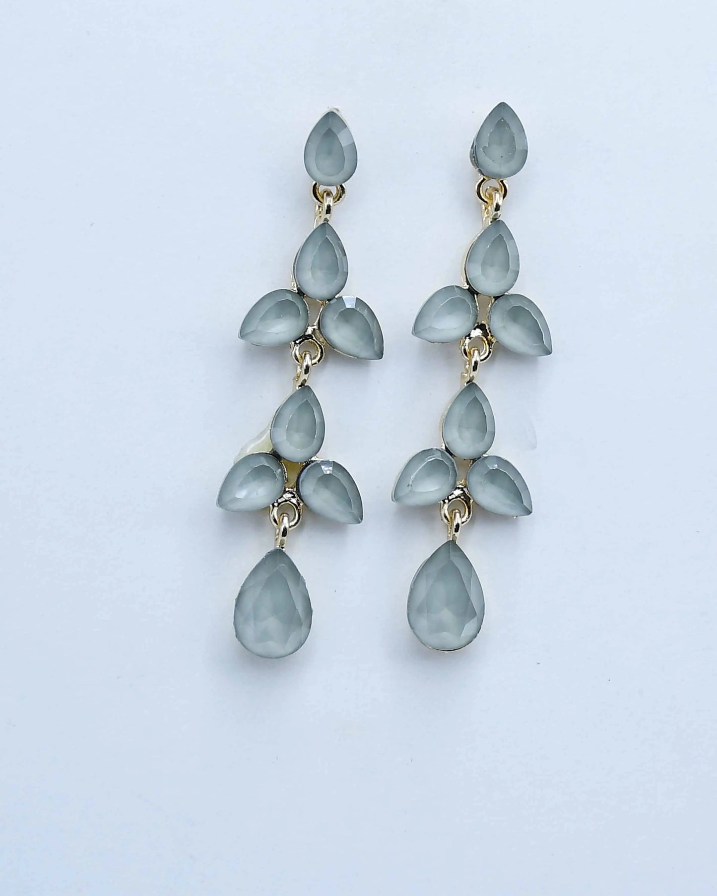 New design crystal Earring Attractive Sister
