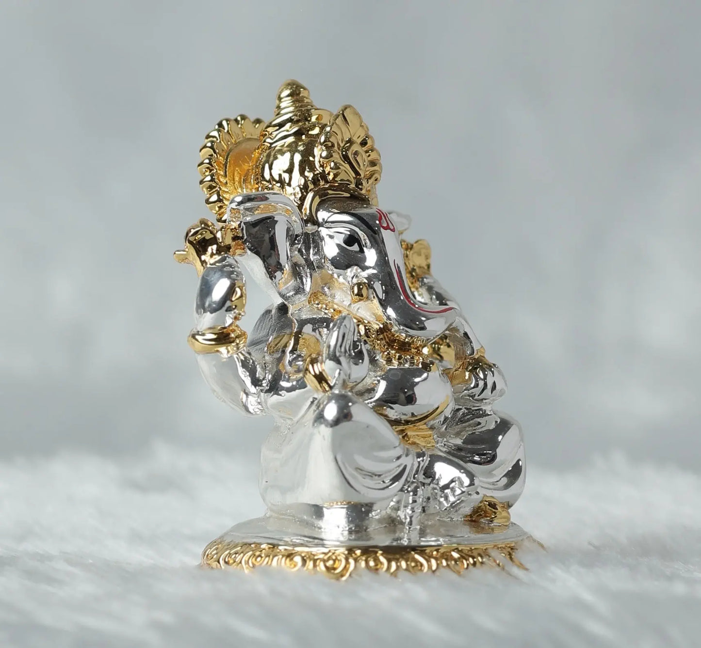 Gold And Silver Plated Ganpati Statue Attractive Sister