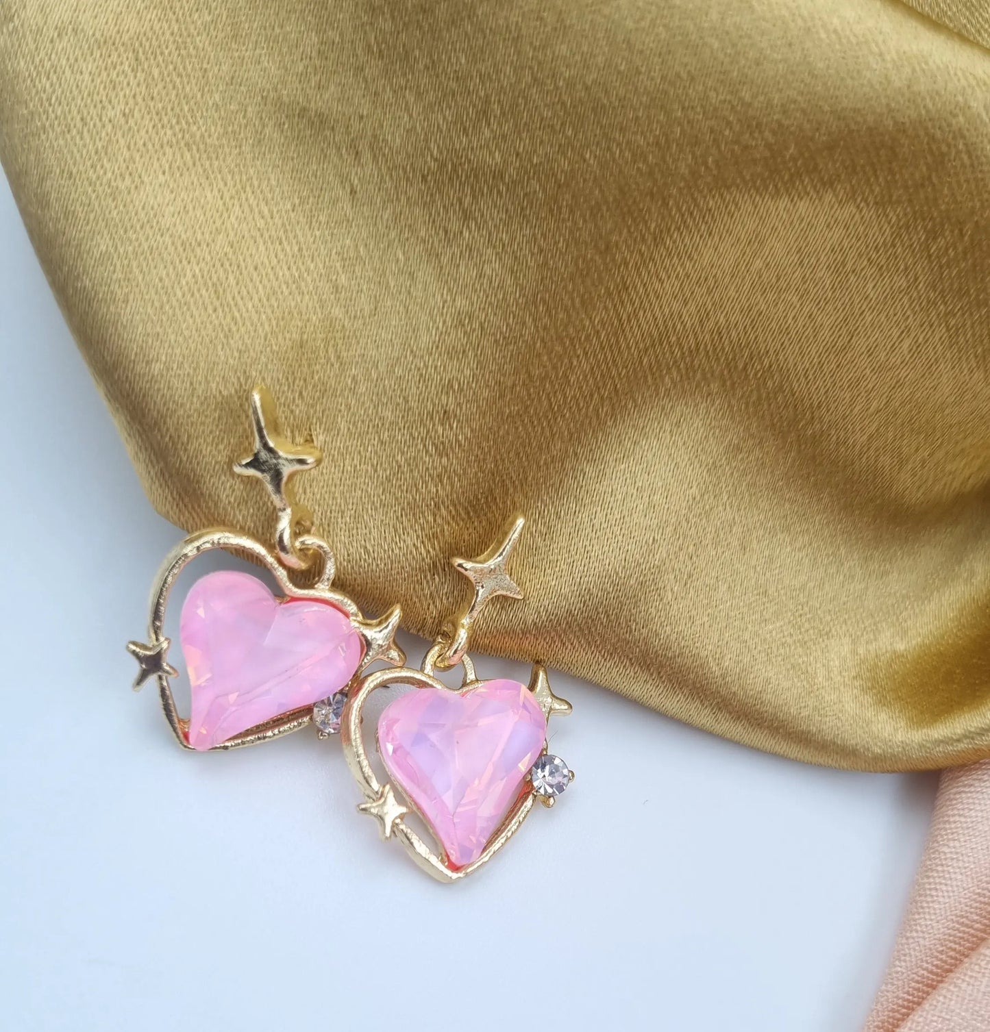 Gold Heart-Shaped Stud Earrings Attractive Sister