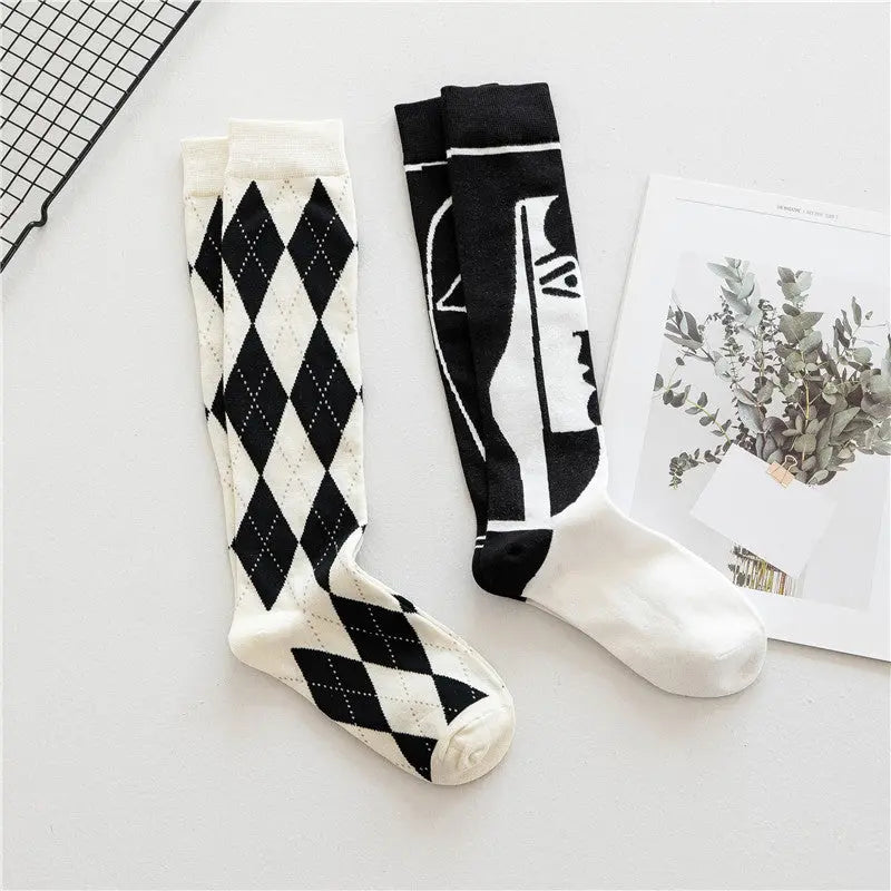 Trendy Cool Calf Socks Female Retro Street Black And White CJ