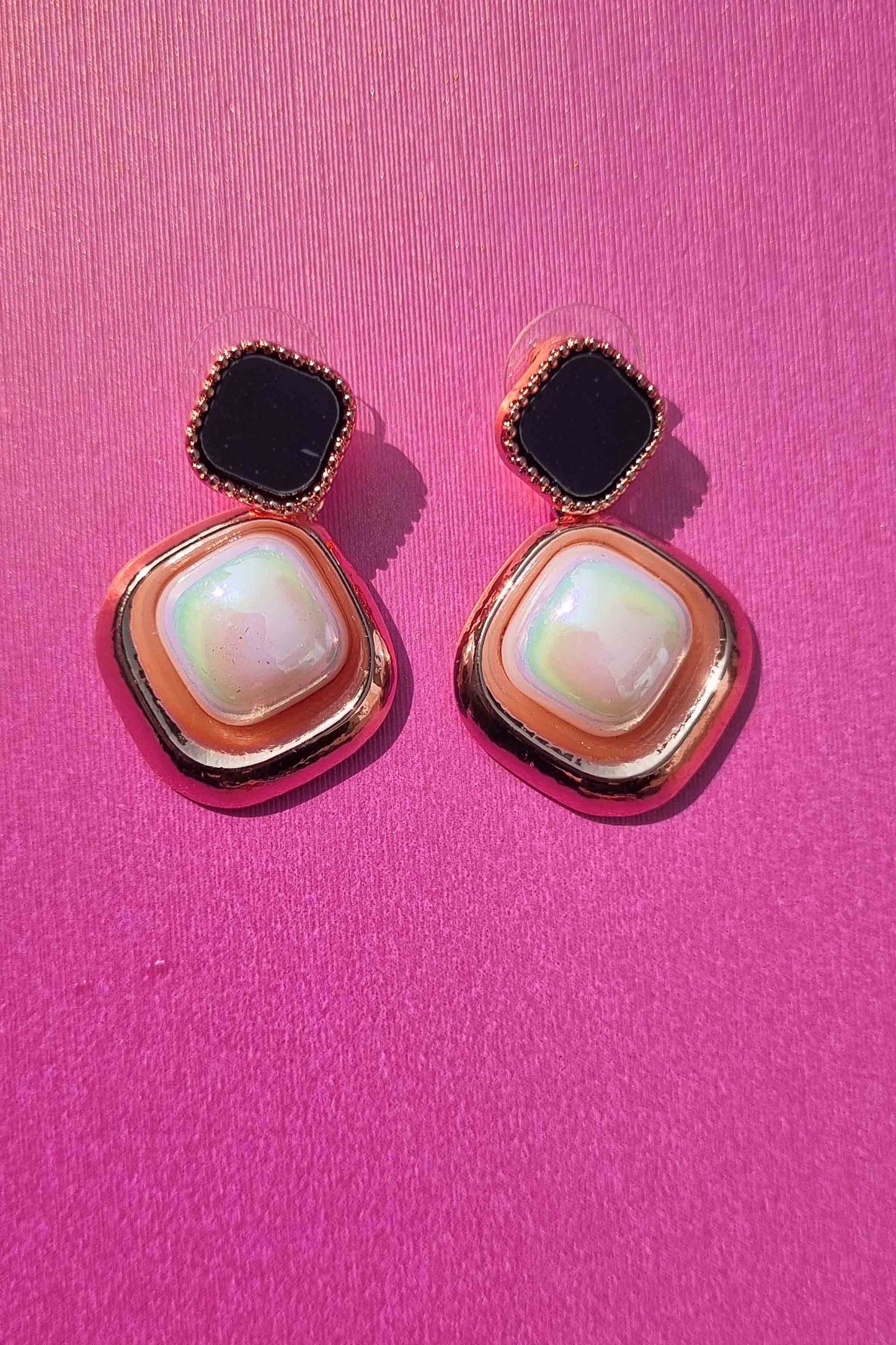 Latest design glass Earring Attractive Sister