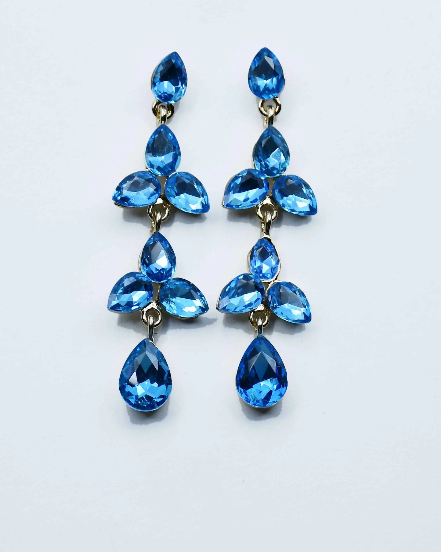 New design crystal Earring Attractive Sister