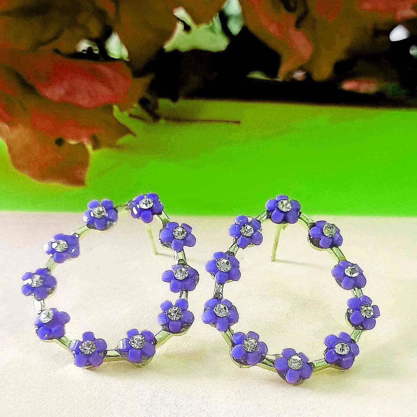 Trending flower earrings Attractive Sister