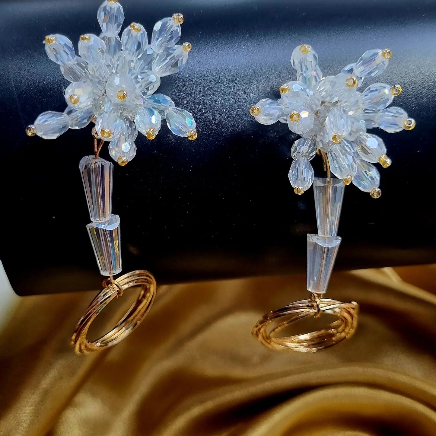 Trendy new design Textured Hoop and Stud Earring Set Attractive Sister