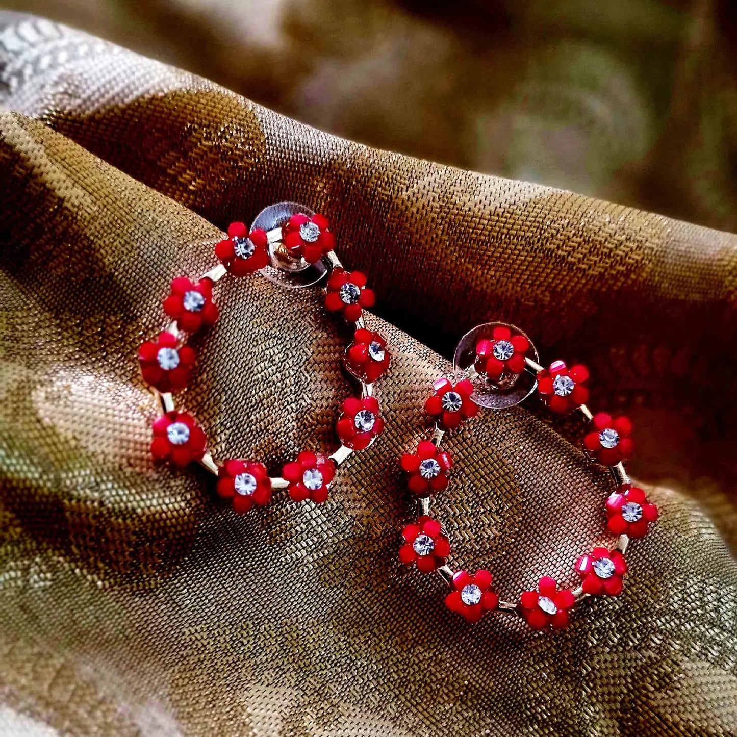 Trending flower earrings Attractive Sister