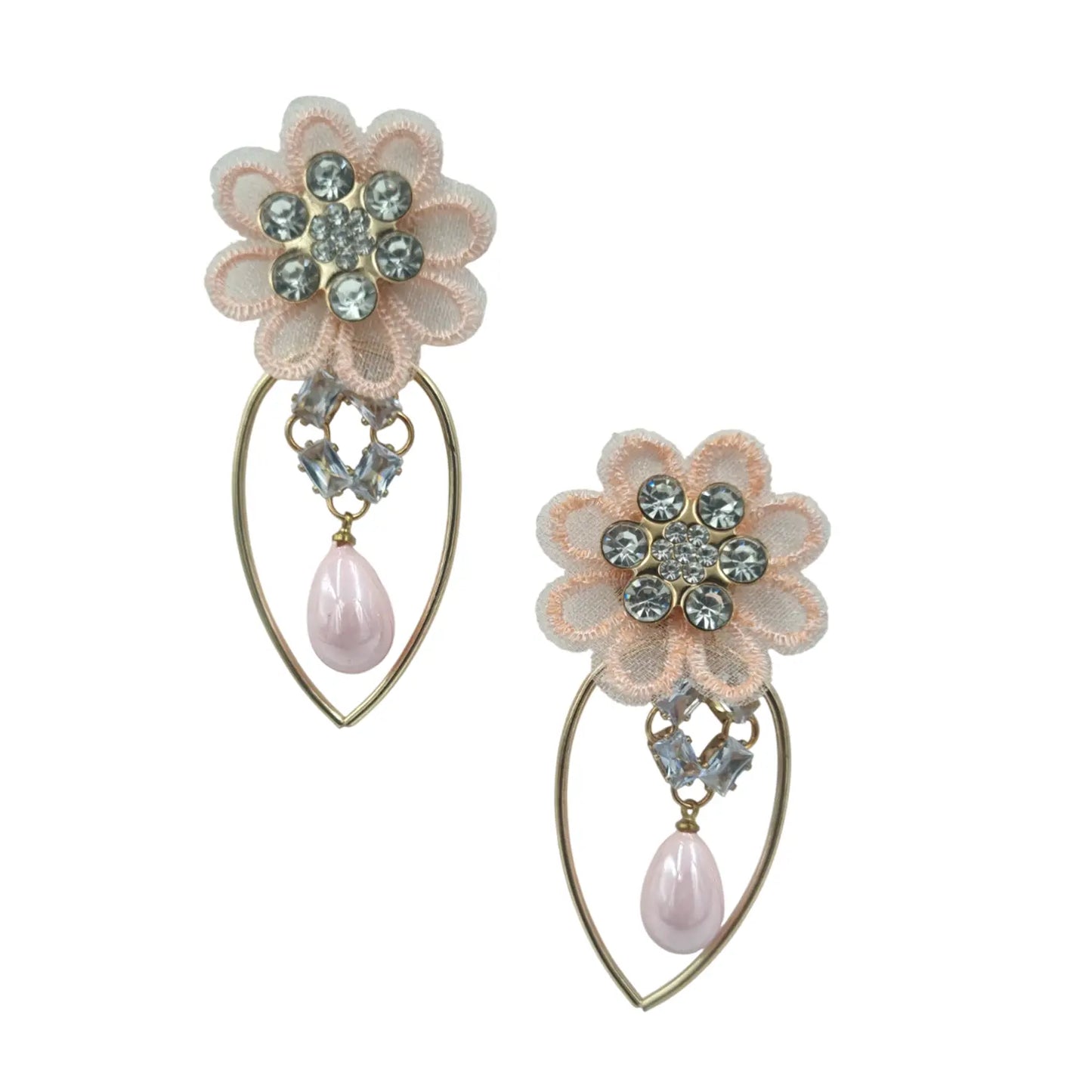 Antique Flower Earrings with Delicate Pearls Attractive Sister