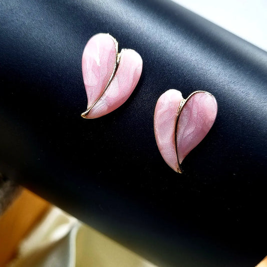 Heart-Shaped Stud Earrings Attractive Sister