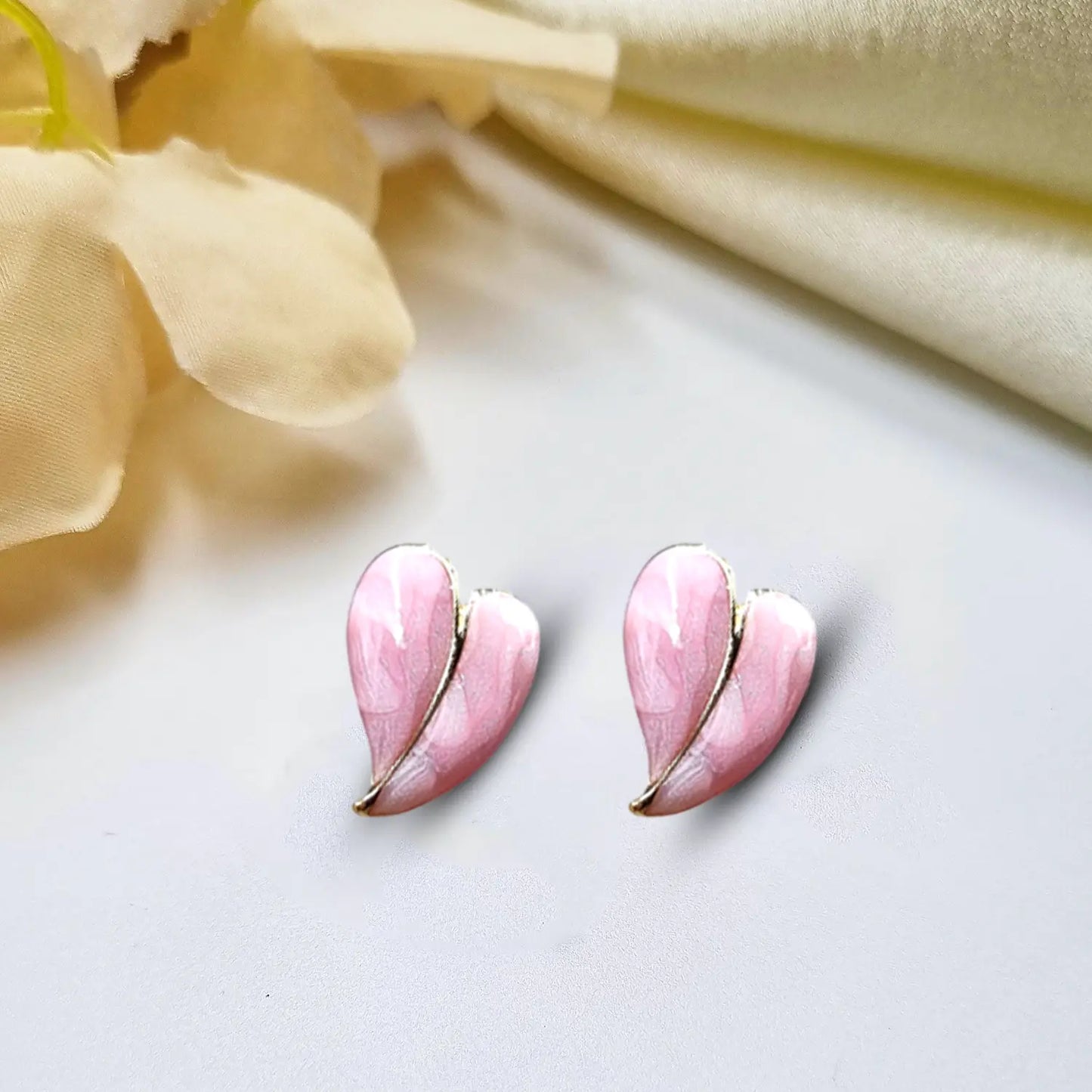 Heart-Shaped Stud Earrings Attractive Sister
