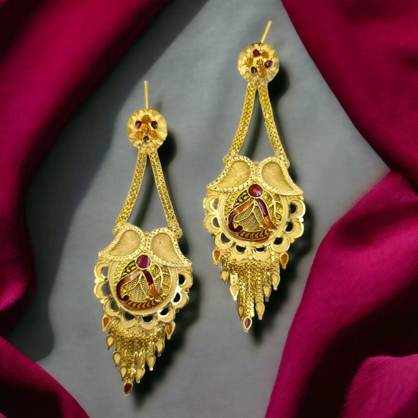 Glamorous Gold Plated Earrings with Sparkling Crystal,22k Gold Plated Earrings with Stunning Crystal Luxury Gold Plated Earrings Attractive Sister