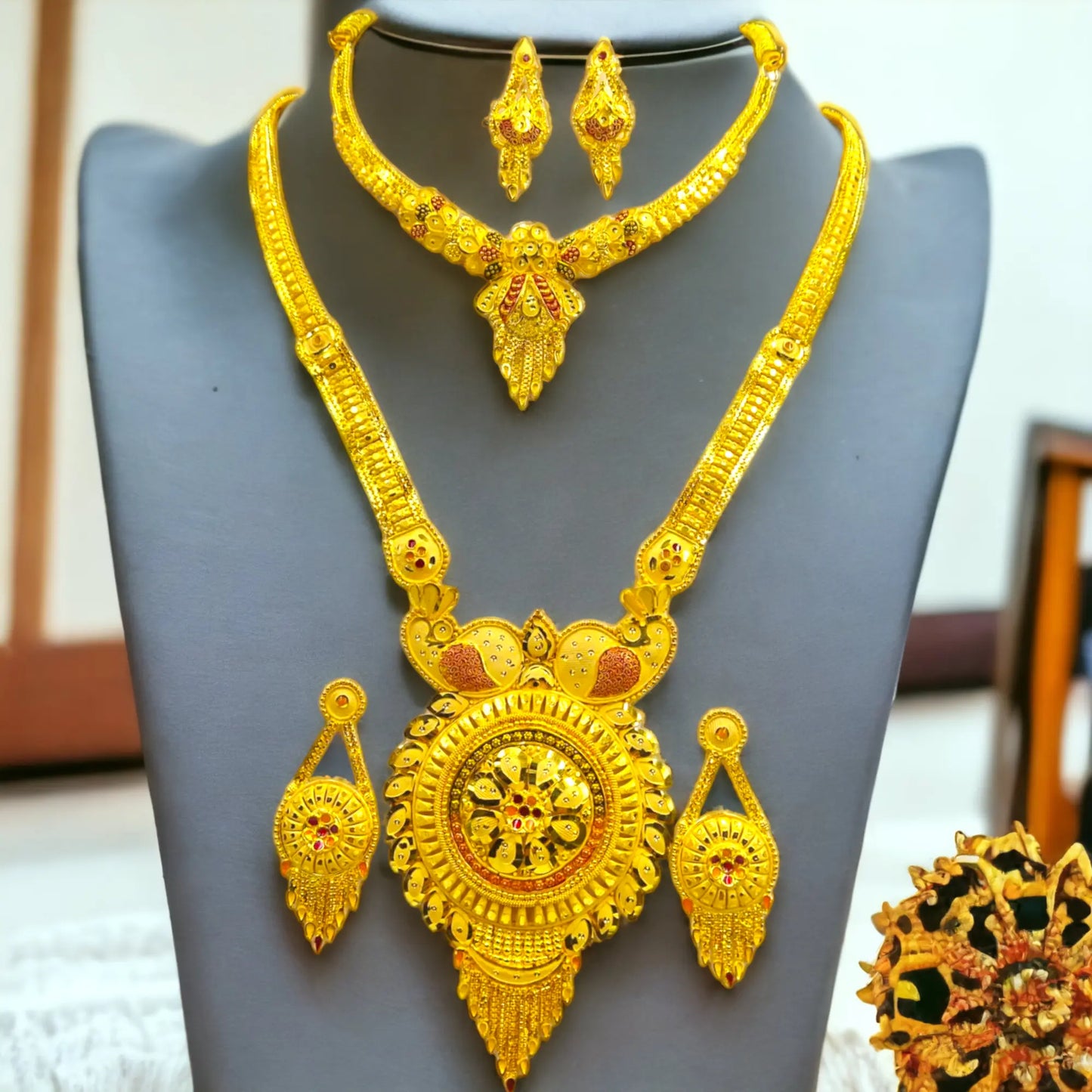 Elegant Traditional Gold Necklace Set with Earrings - Latest Design Attractive Sister