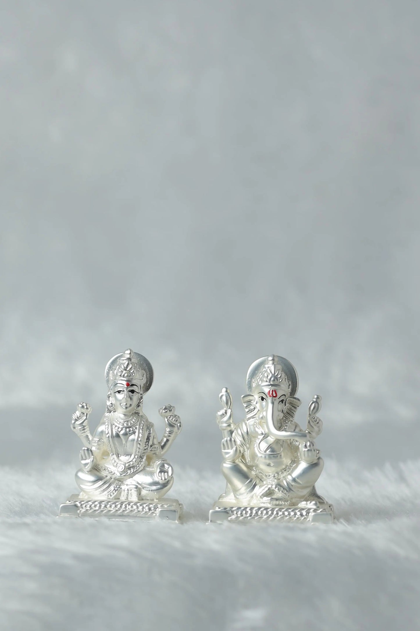 Gold and Silver Plated Maa Laxmi and Ganpati Idol - 3x4x1 Inches, 148 Grams - Divine Home Decor for Prosperity and Blessings Attractive Sister