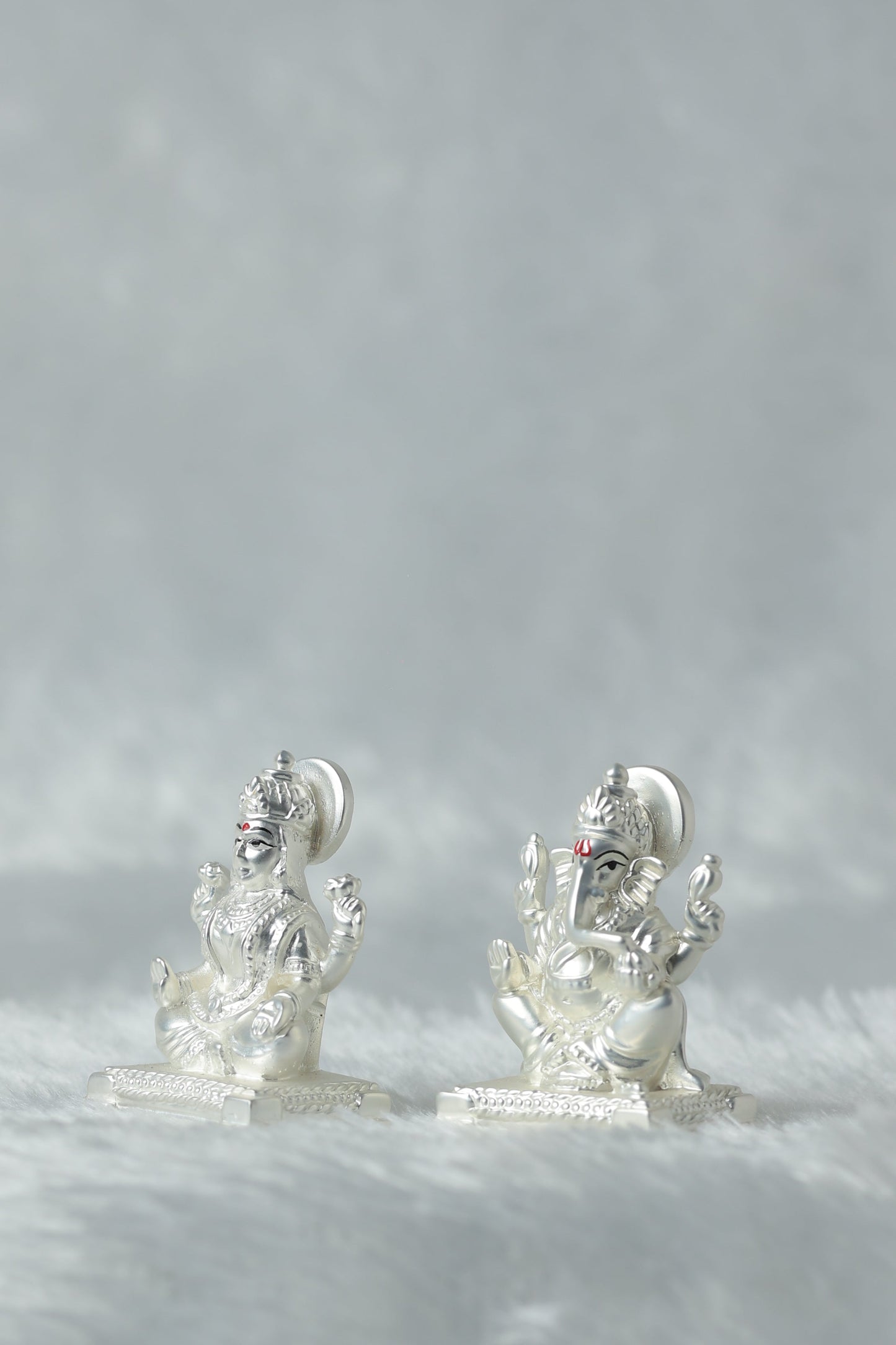 Silver Plated Matt Finish Laxmi And Ganpati Statue Set Attractive Sister