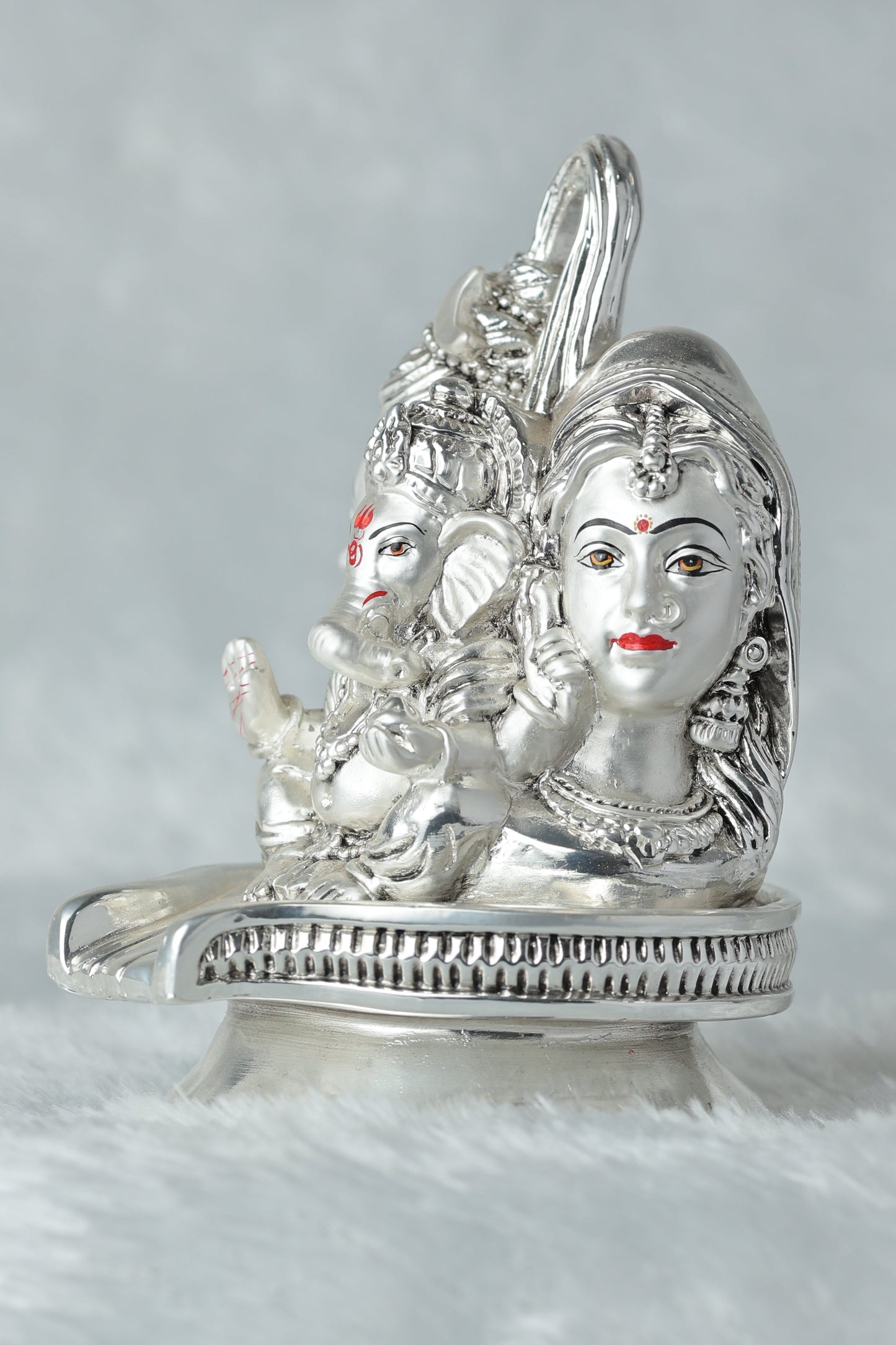 "Silver-Plated Antique Shivling with Lord Shiva, Parvati, and Ganesh - 5.5x3.5x4 Inches, 757g Spiritual Idol" Attractive Sister