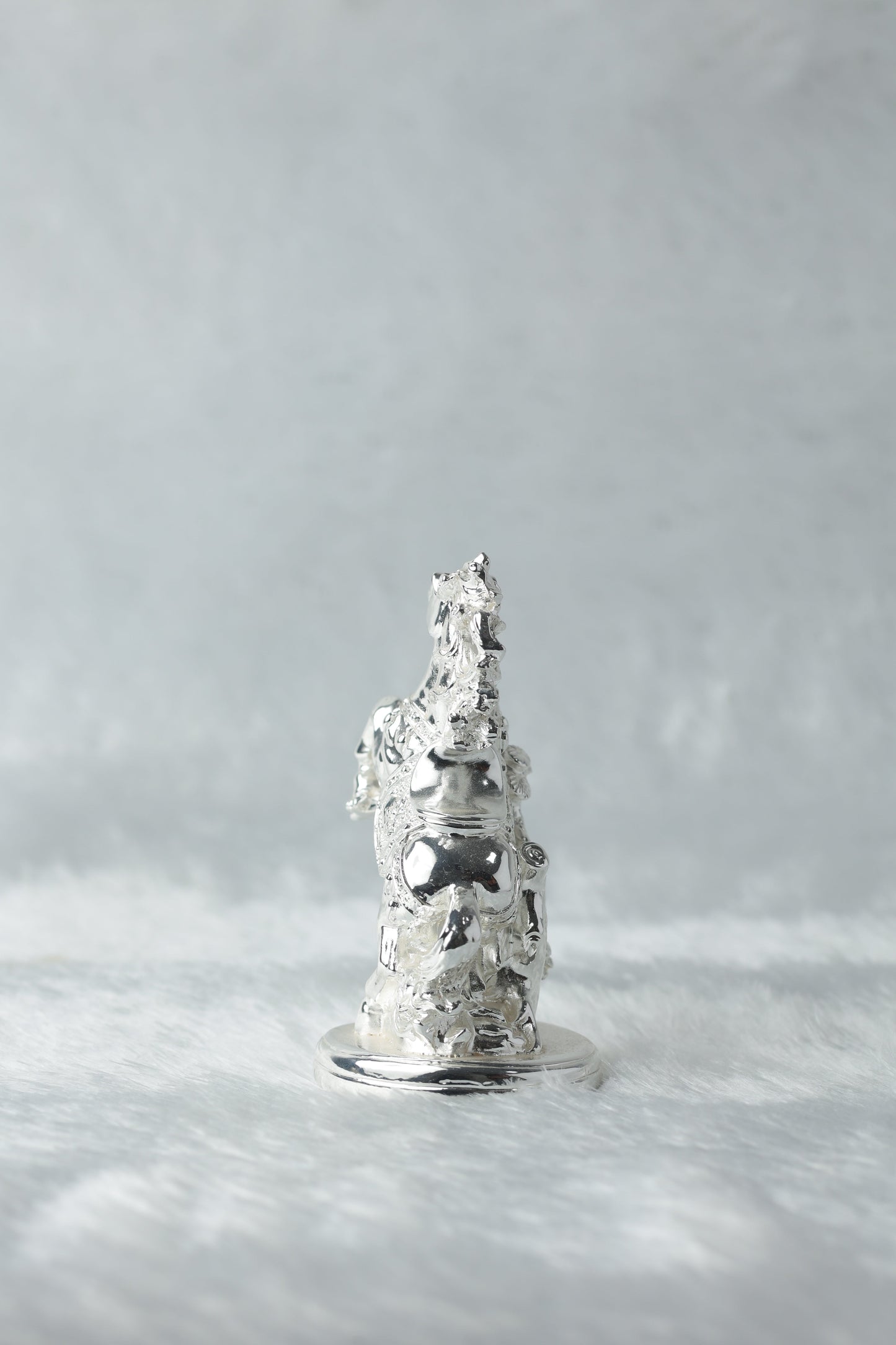 "Majestic Silver Rearing Horse Figurine - Decorative Home Accent for Elegance" Dropshiping