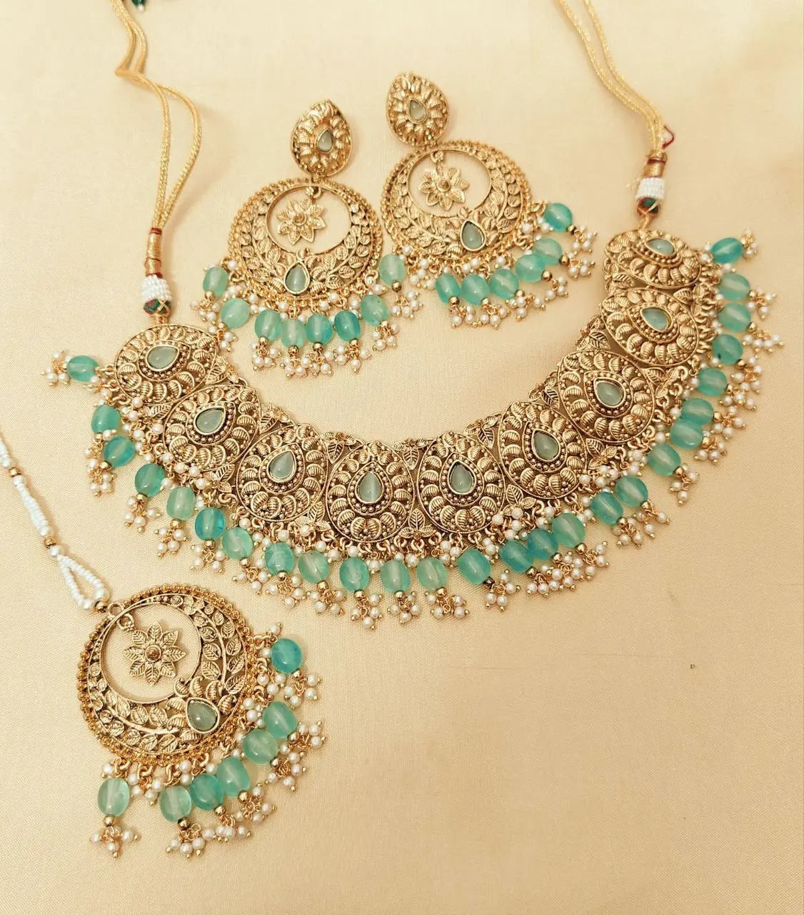 Luxury Gold-Plated Kundan Bridal Set for Weddings – Pink Stone Necklace, Earrings & Tikka RE