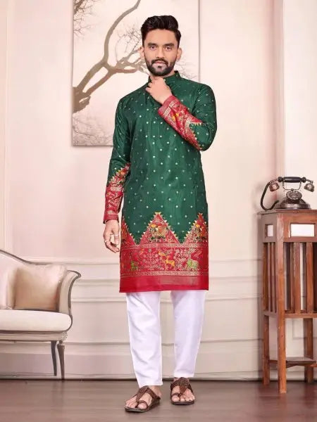 Twinning in Tradition – This Diwali in Royal Silk / A Perfect Pair for the Festival of Lights RE