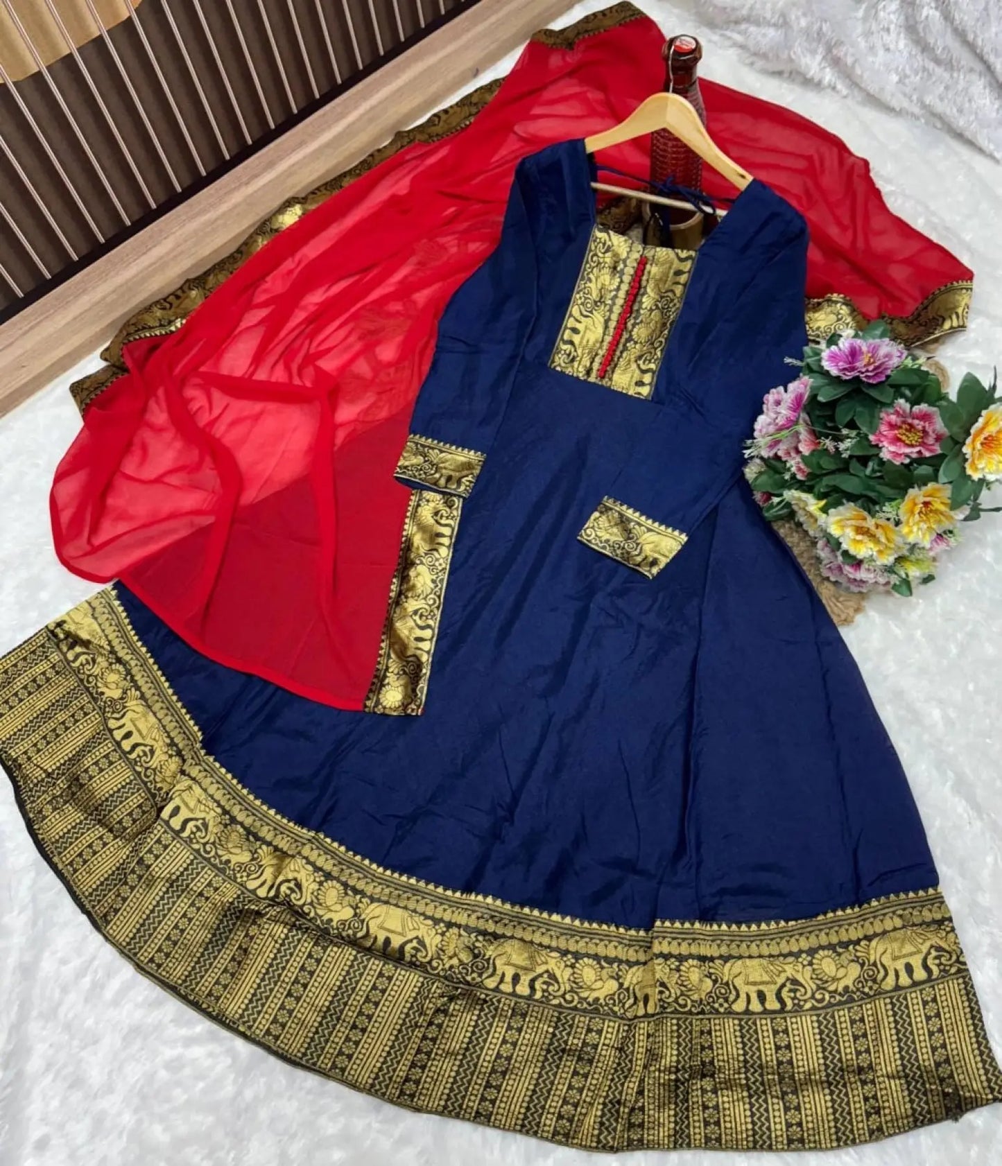 Vichitra Silk Embroidered Kurti Set with Jacquard Lace Dupatta for Weddings/Silk Long Sleeve Kurti /At Low Price/Festive Wear/ RE