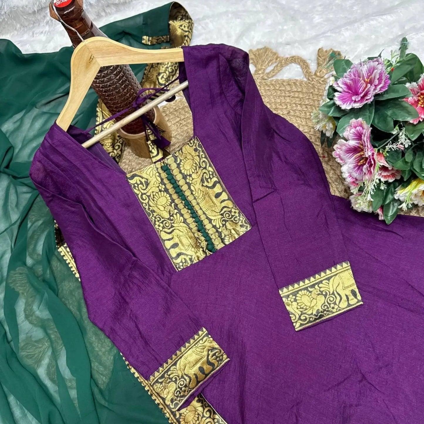 Vichitra Silk Embroidered Kurti Set with Jacquard Lace Dupatta for Weddings/Silk Long Sleeve Kurti /At Low Price/Festive Wear/ RE