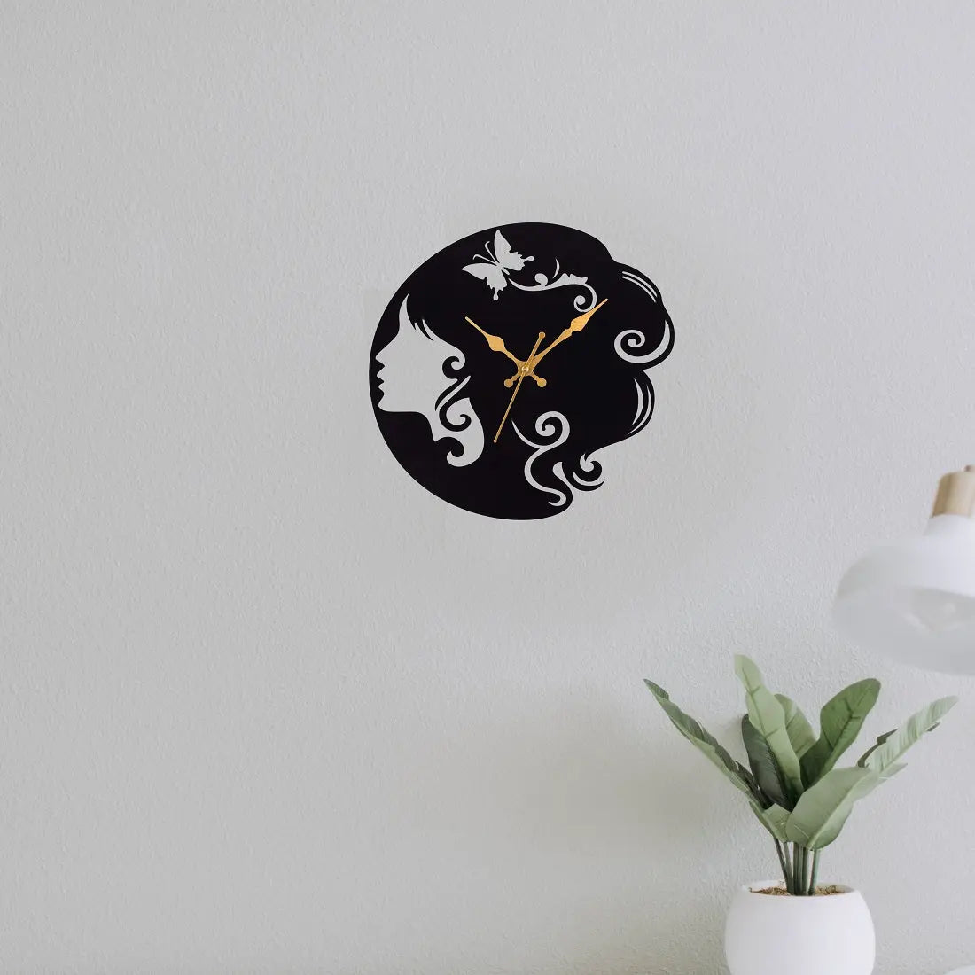 Designer Stylish Metal Wall Clock for Living Room, Bedroom, Office, Kitchen, Home and Hall, Fancy Big Size Modern Wall Watch for Home Décor Attractive Sister