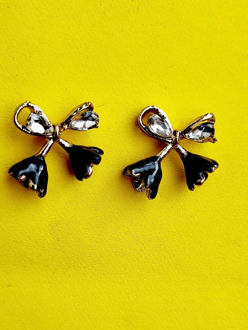 Black Bow Tulip Studs - Attractive Sister