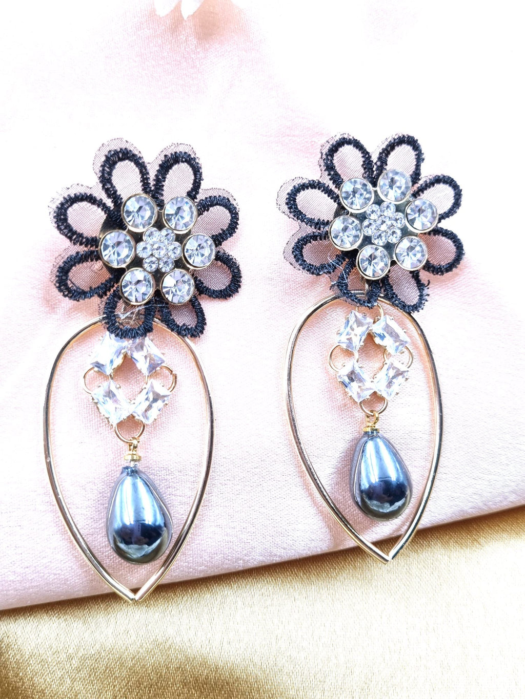 Black Floral Pearl Drops - Attractive Sister