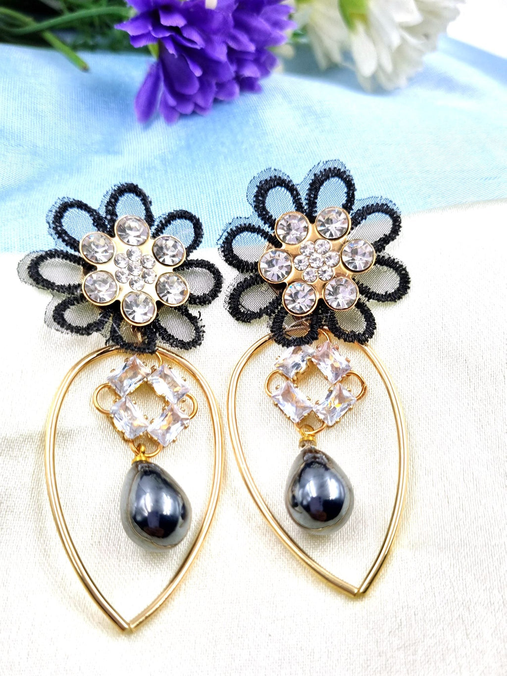 Black Floral Pearl Drops - Attractive Sister