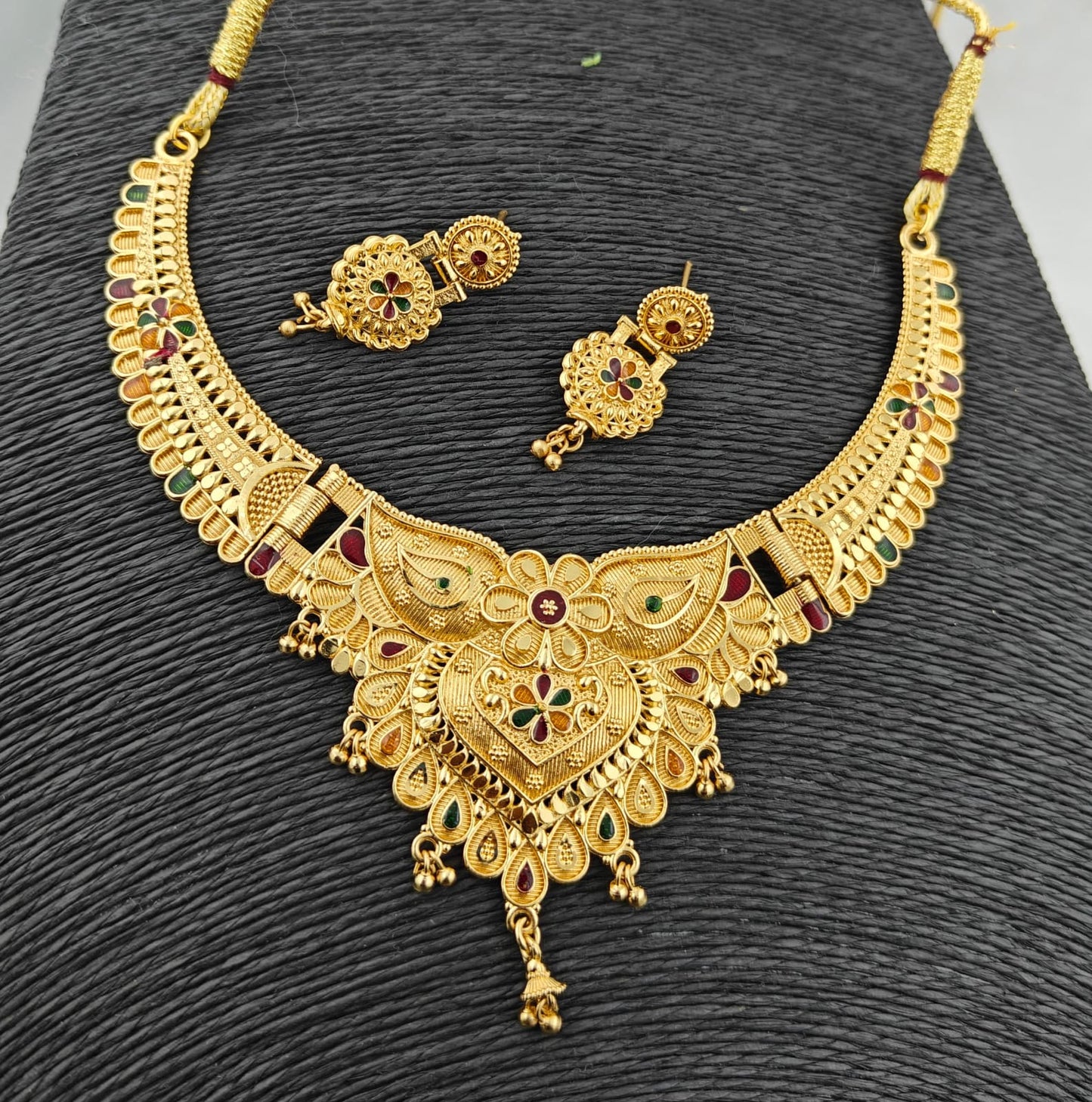 Handmade Traditional Indian Gold-Plated Bridal Choker Necklace Set with Earrings | Red & Green Floral Design | Wedding & Festive Jewelry