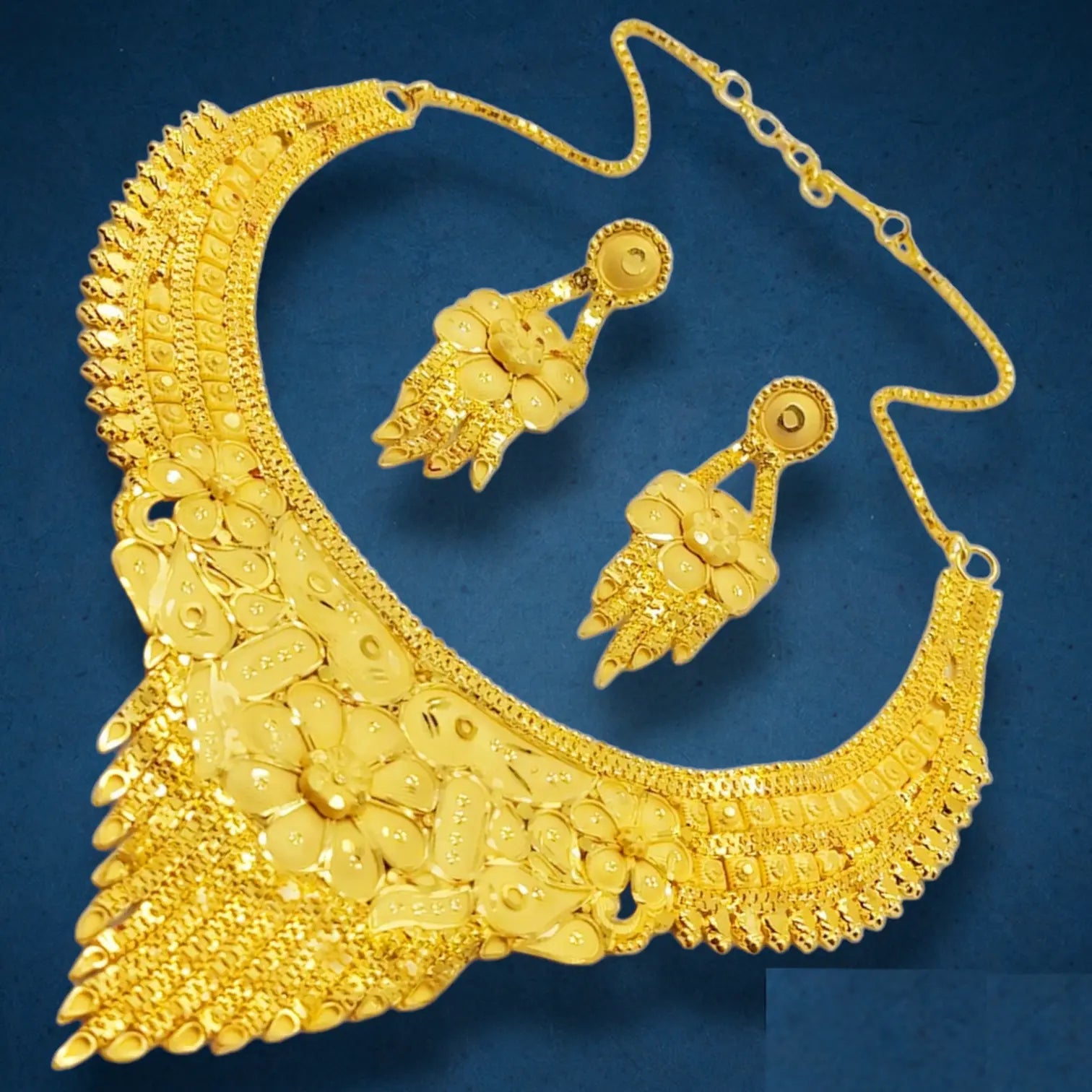 Bridal Necklace Set with Intricate Design jewelry set Attractive Sister