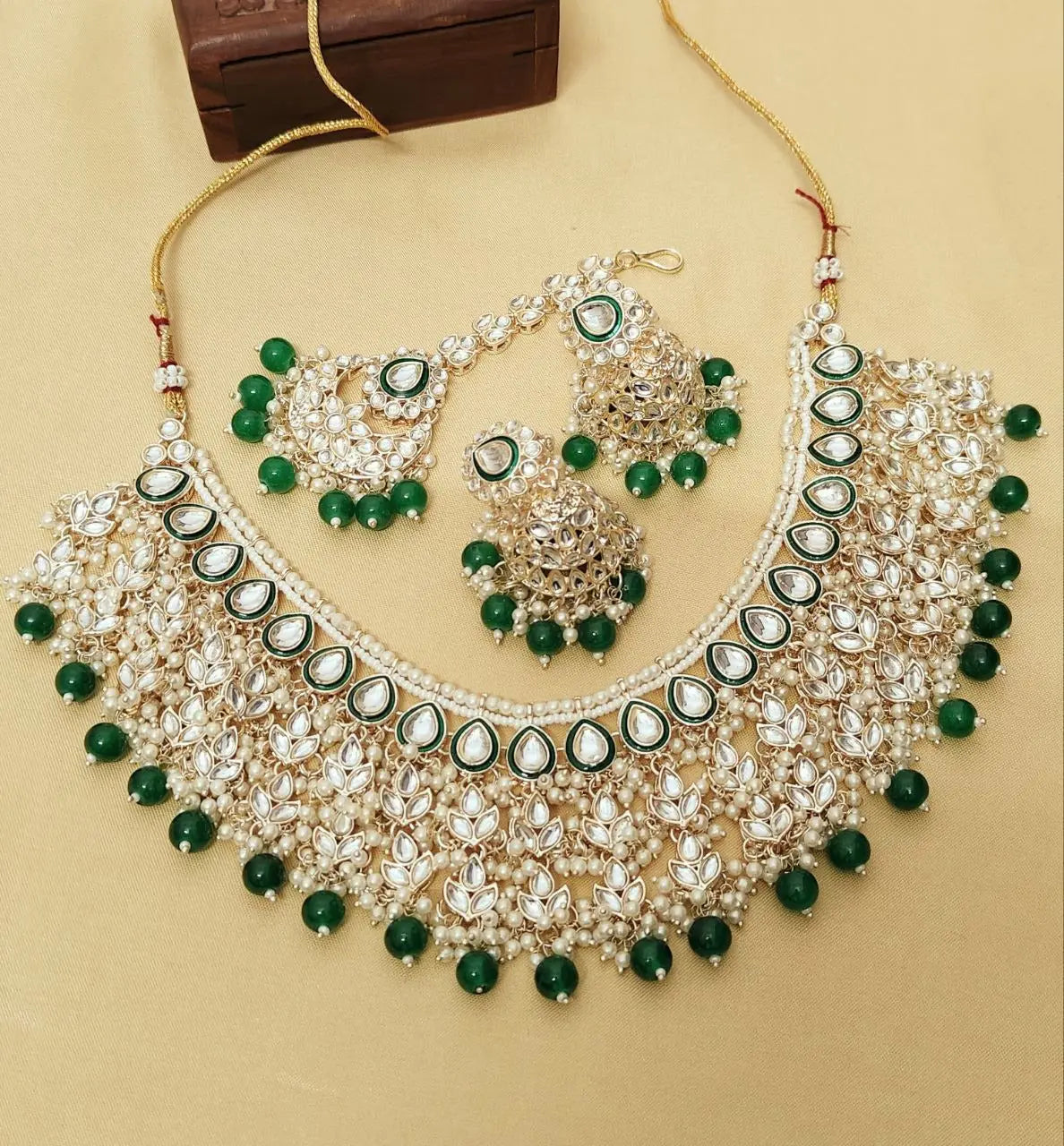 Premium Quality Bridal Pearl Kundan Necklace Set with Earrings & Maang Tikka RE