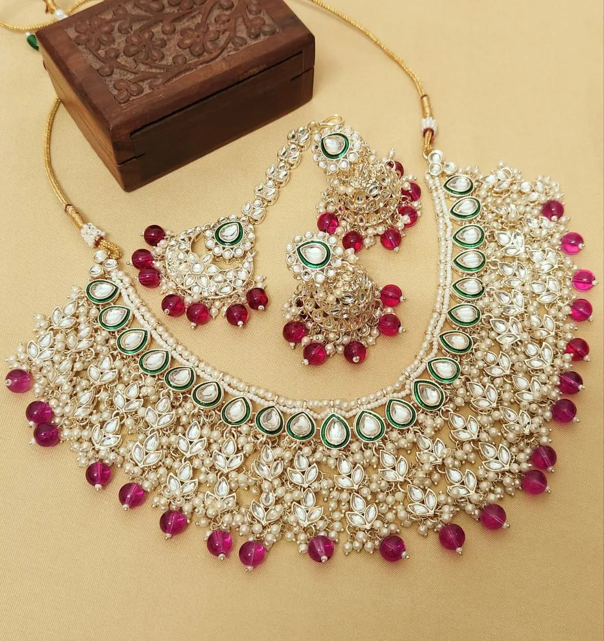 Premium Quality Bridal Pearl Kundan Necklace Set with Earrings & Maang Tikka RE