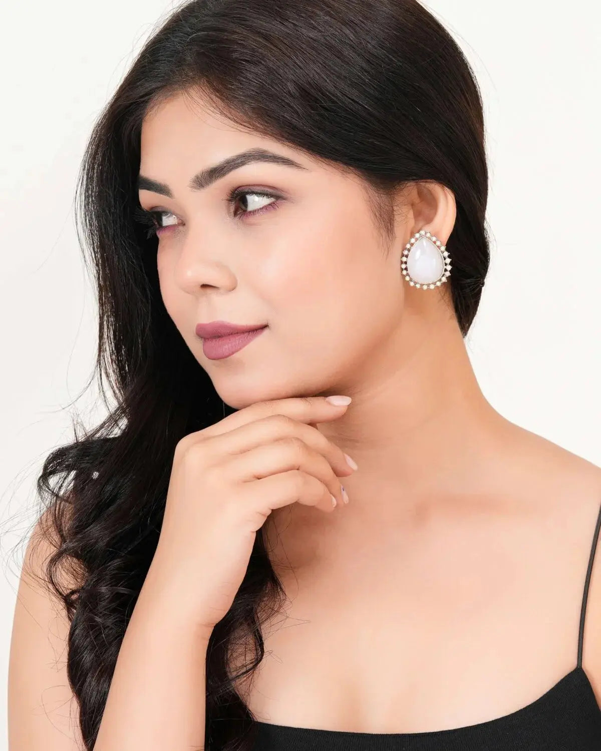 Women’s Indo Western Teardrop Shaped Party Wear Ethnic Stud Earrings for Women Attractive Sister