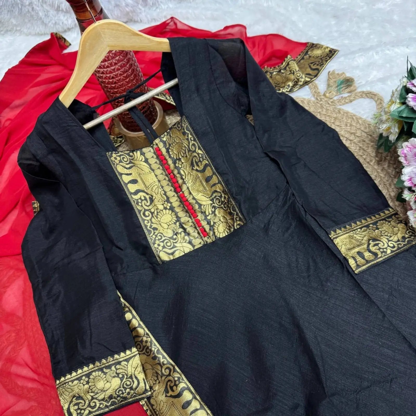 Vichitra Silk Embroidered Kurti Set with Jacquard Lace Dupatta for Weddings/Silk Long Sleeve Kurti /At Low Price/Festive Wear/ RE