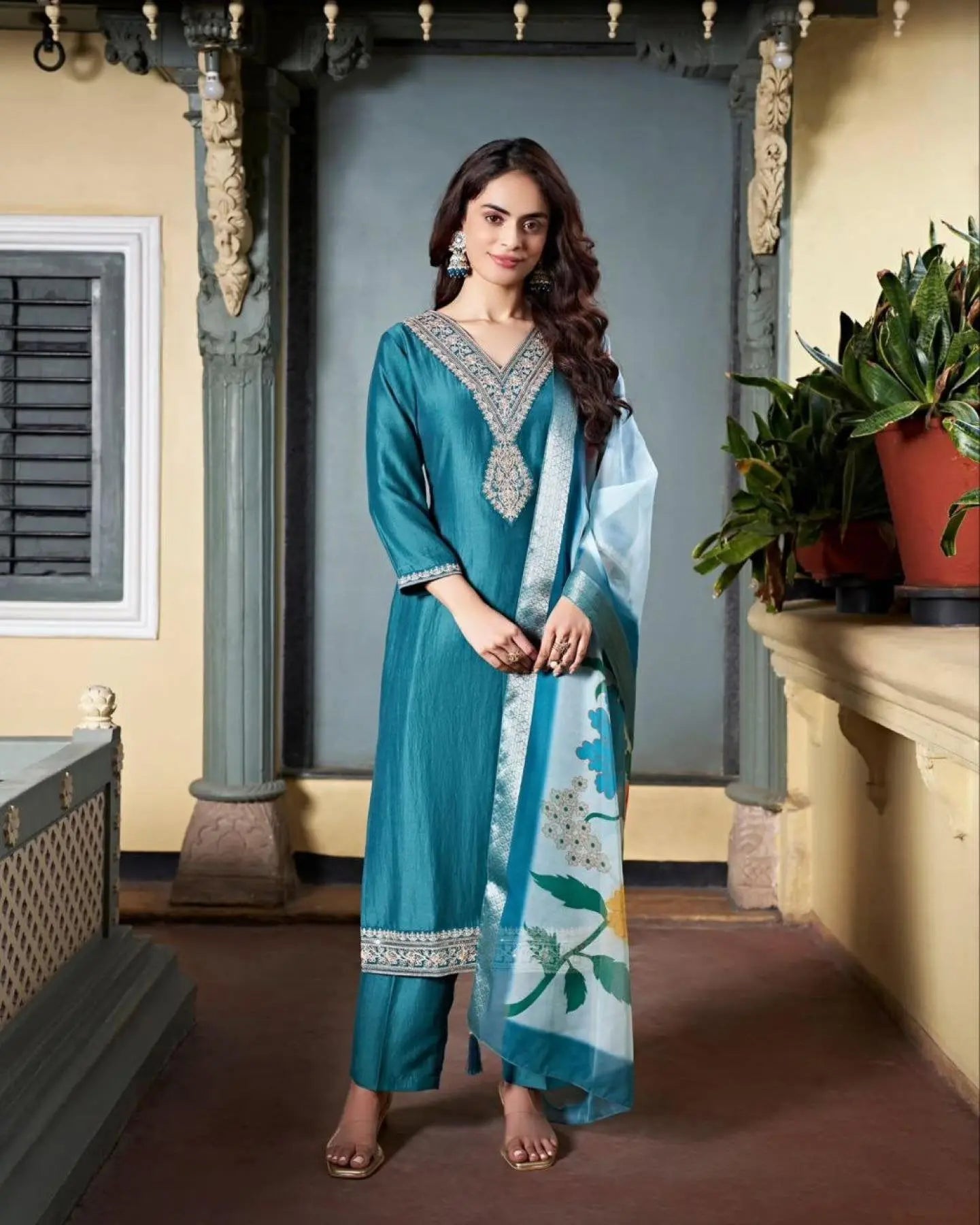 Dipali Embroidered Viscose Chanderi Straight Kurta with Jacquard Dupatta For Woman RE