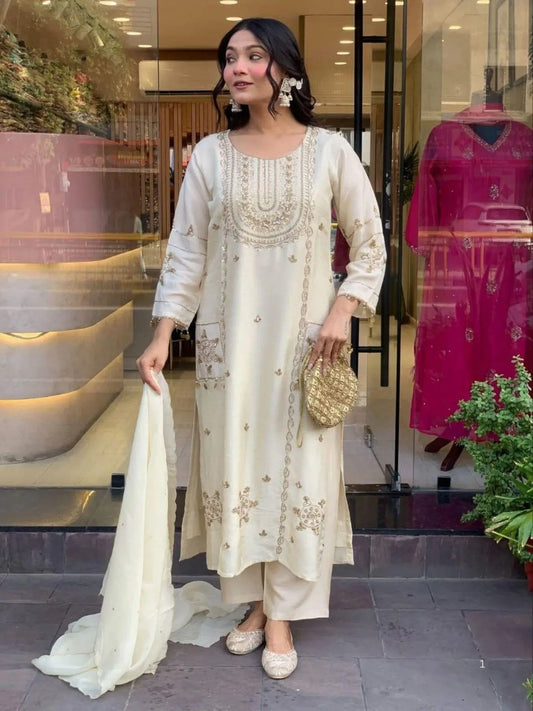 Effortless White Art Silk Embroidered Kurti Set with Heavy Georgette Dupatta For Festive Wear RE