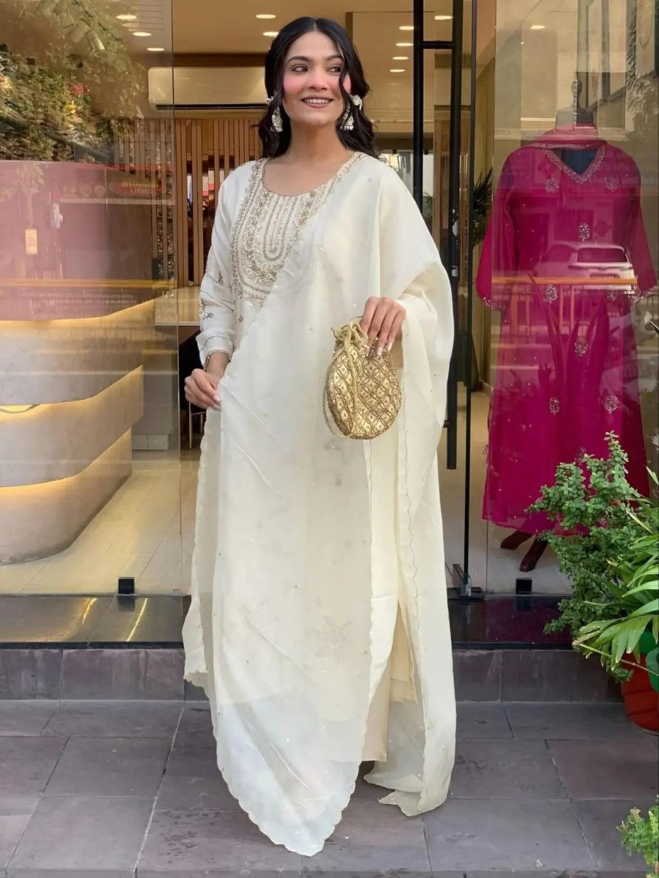 Effortless White Art Silk Embroidered Kurti Set with Heavy Georgette Dupatta For Festive Wear RE