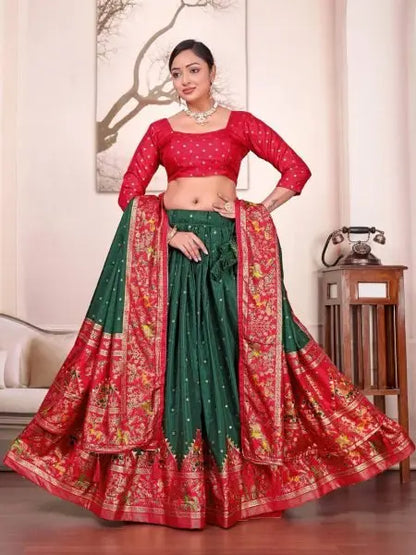 Twinning in Tradition – This Diwali in Royal Silk / A Perfect Pair for the Festival of Lights RE